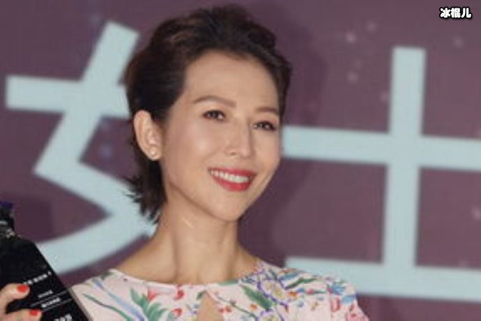 蔡少芬曝过生日时被老公掐脖子，张晋：我是无辜的