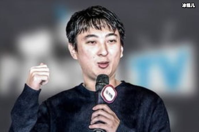 继吐槽罗志祥之后，王思聪又盯上了鞠婧祎“政委”再次开工